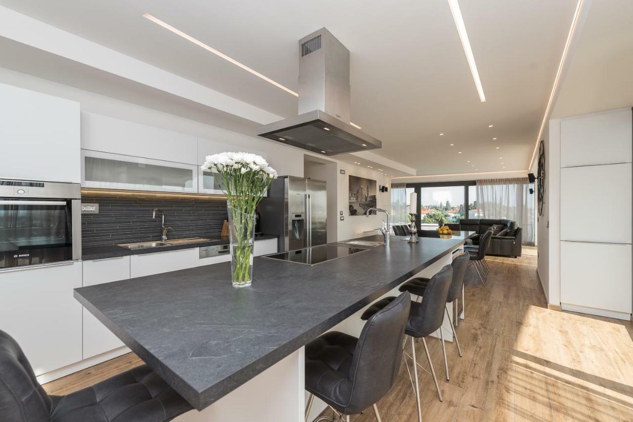 Luxury Penthouse Cosmacendi Leilighet Zadar Eksteriør bilde